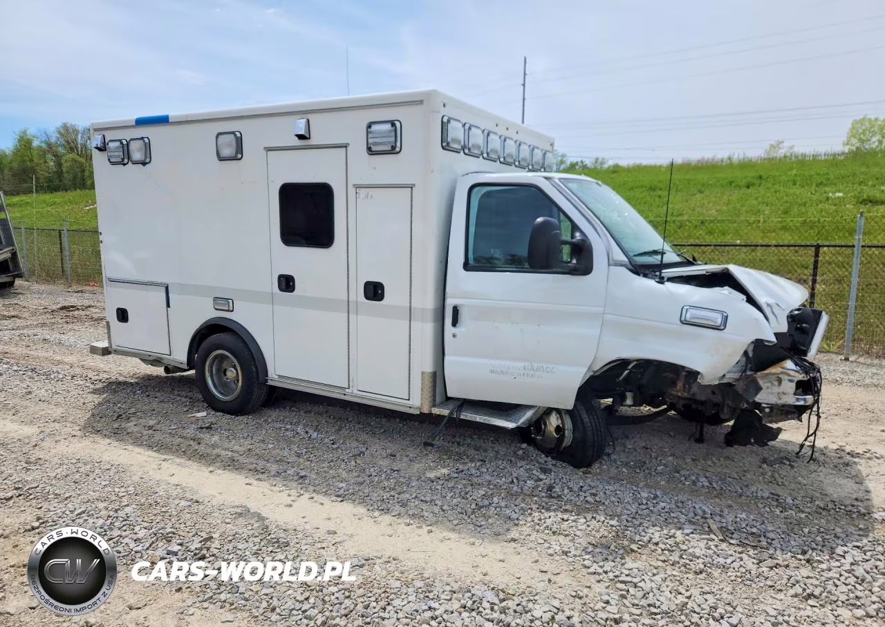 2025 Ford Econoline - Ambulance Body VIN:1FDWE3FN6SDD00326 - 4
