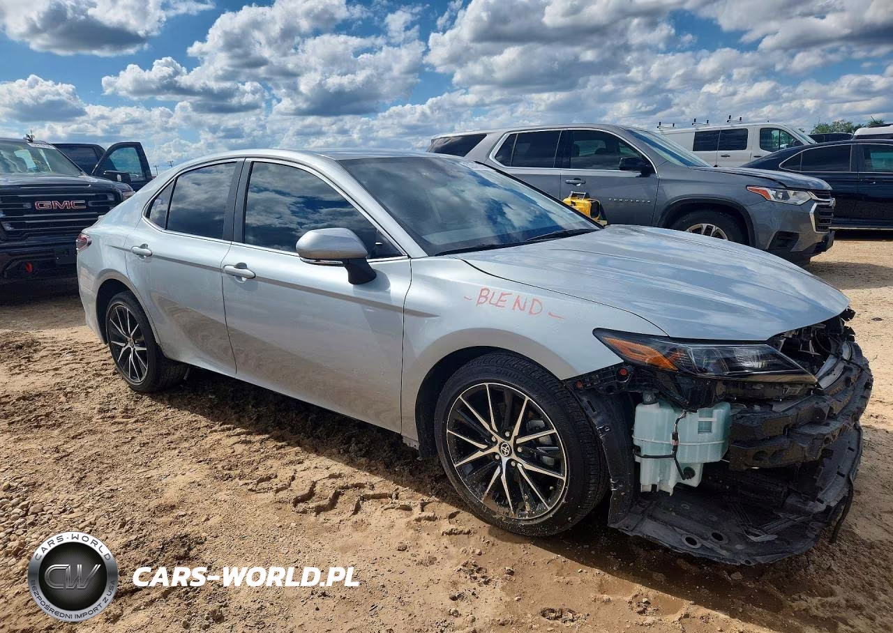 2024 Toyota Camry Se VIN:4T1G11AK7RU210839 - 4