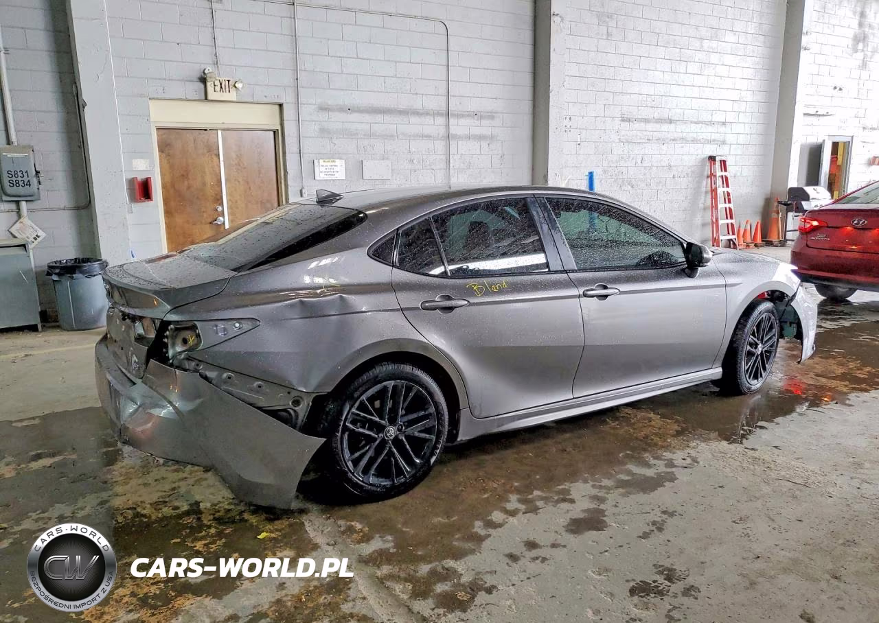 2025 Toyota Camry Se VIN:4T1DAACK5SU562341 - 3