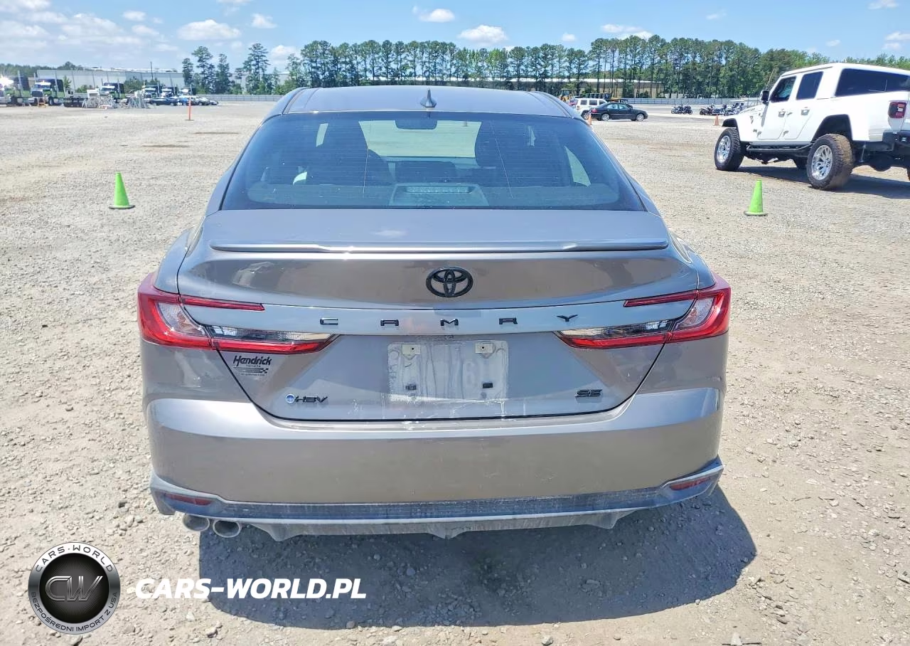 2026 Toyota Camry Se VIN:4T1DAACK9TU673900 - 6