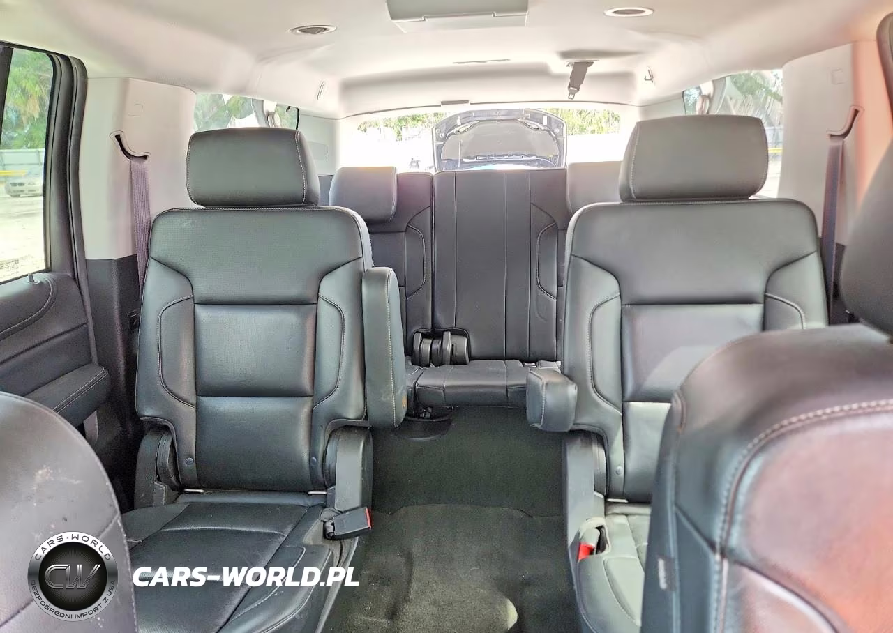 2017 Chevrolet Suburban K1500 Premier VIN:1GNSKJKC9HR130857 - 10