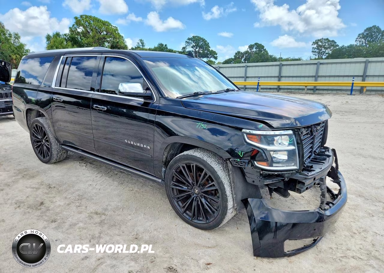2017 Chevrolet Suburban K1500 Premier VIN:1GNSKJKC9HR130857 - 4