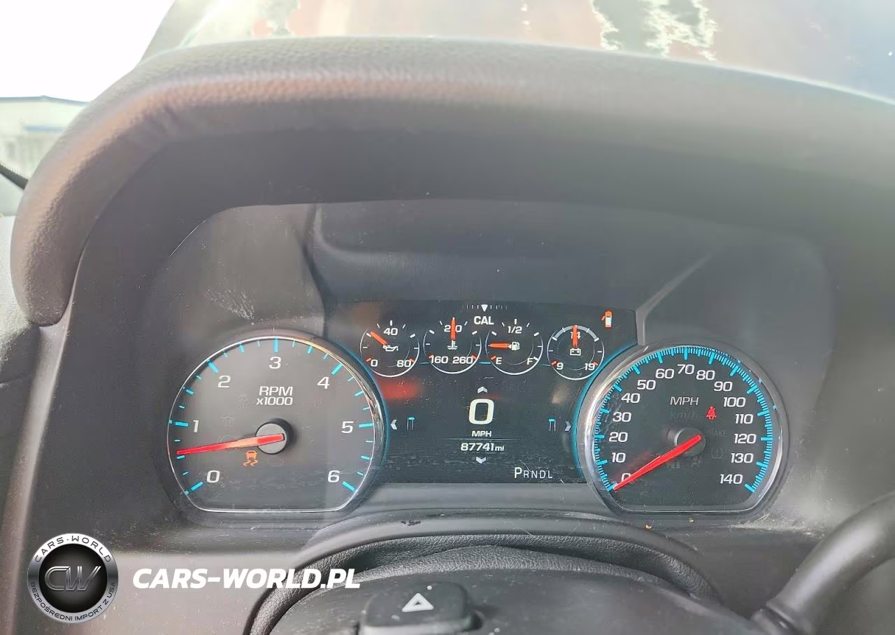 2017 Chevrolet Suburban K1500 Premier VIN:1GNSKJKC9HR130857 - 9