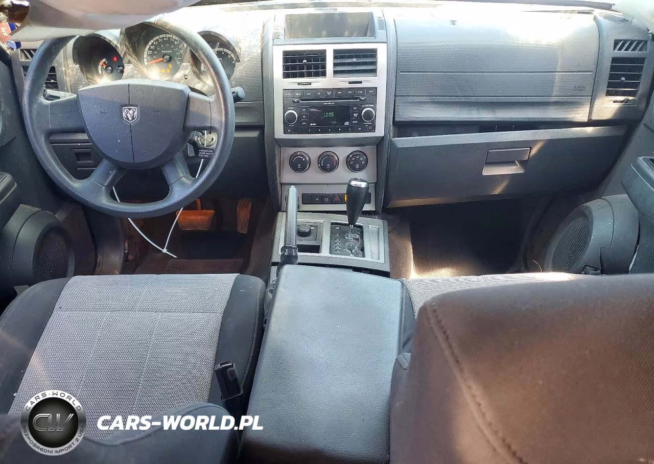 2007 Dodge Nitro Sxt VIN:1D8GU28K27W610141 - 8