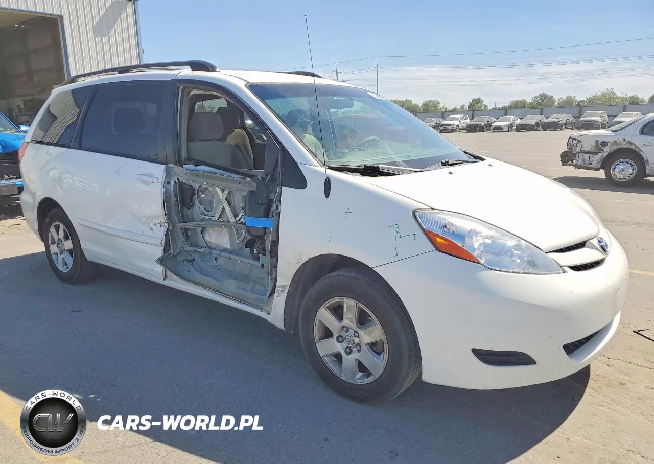 2007 Toyota Sienna Le 8-Passenger VIN:5TDZK23C17S015455 - 4