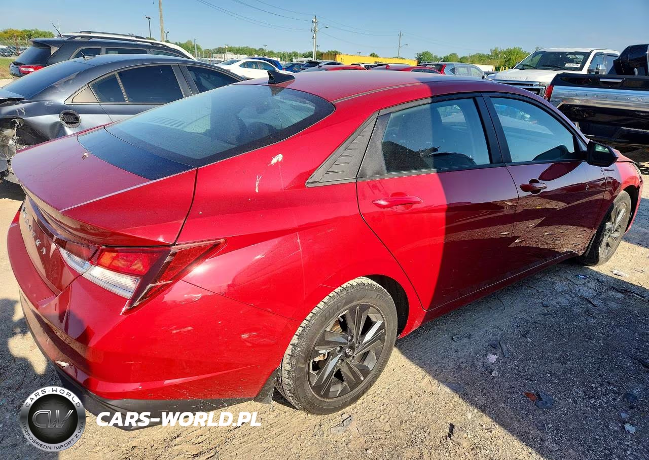 2022 Hyundai Elantra Sel VIN:KMHLM4AG0NU312240 - 3
