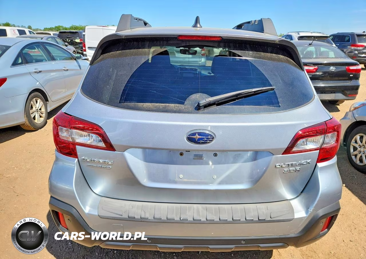 2018 Subaru Outback 3.6R Limited VIN:4S4BSENC4J3296963 - 6