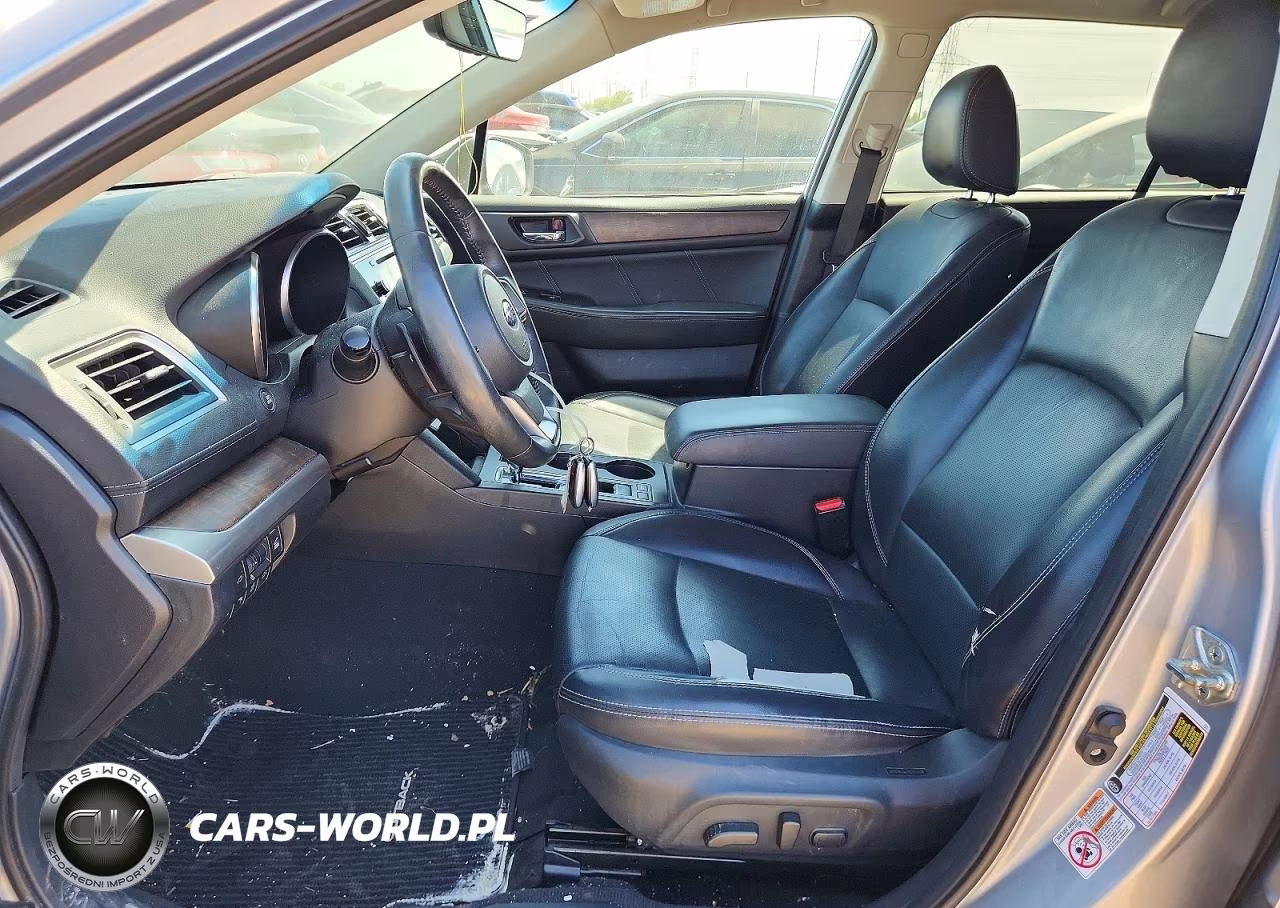 2018 Subaru Outback 3.6R Limited VIN:4S4BSENC4J3296963 - 7
