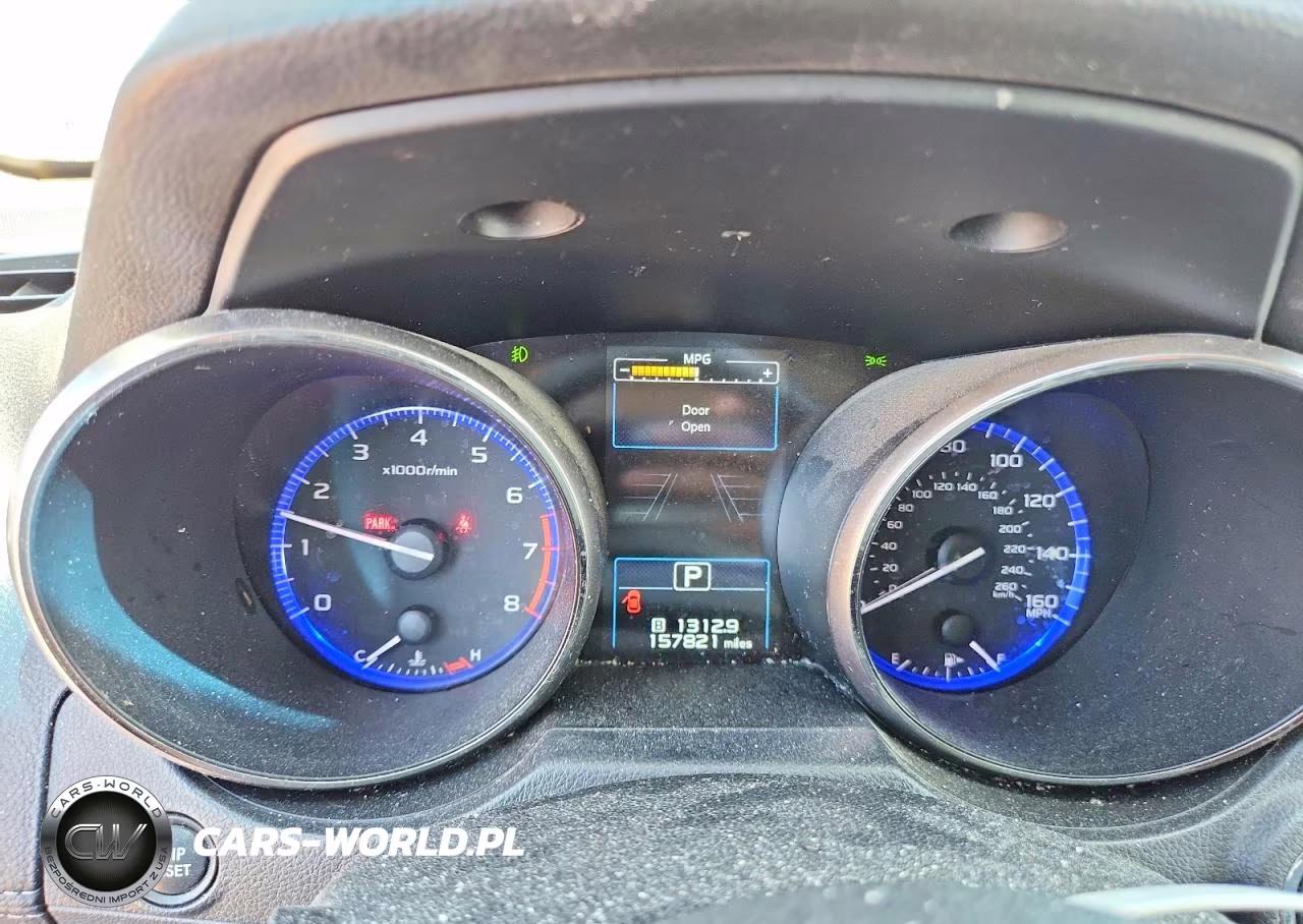 2018 Subaru Outback 3.6R Limited VIN:4S4BSENC4J3296963 - 9