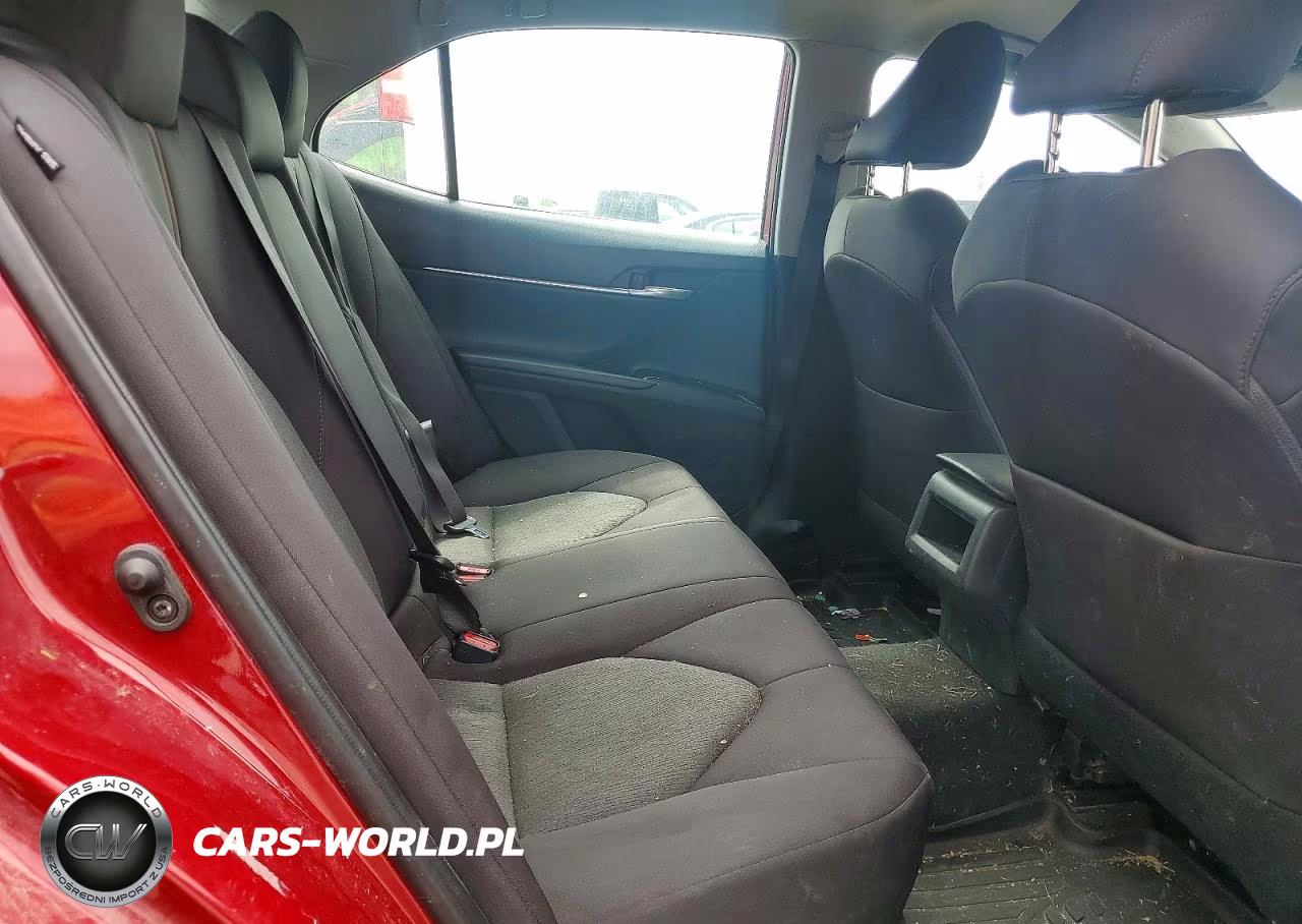 2020 Toyota Camry Le VIN:4T1C11BK9LU005088 - 10