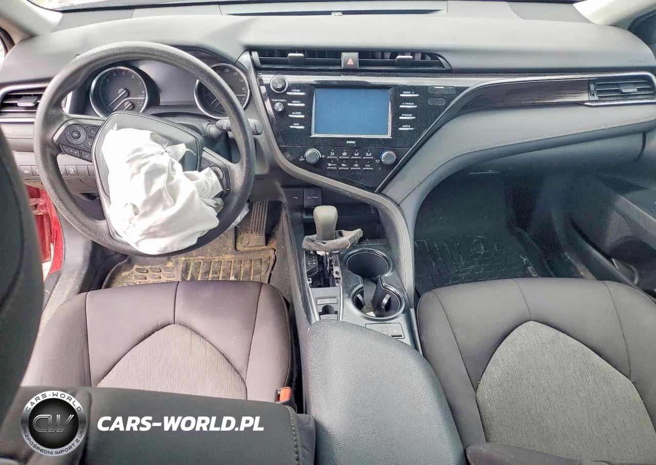 2020 Toyota Camry Le VIN:4T1C11BK9LU005088 - 8