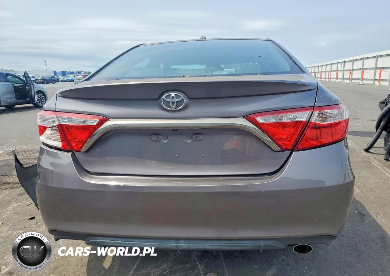 2015 Toyota Camry Se VIN:4T1BF1FK3FU020777 - 6