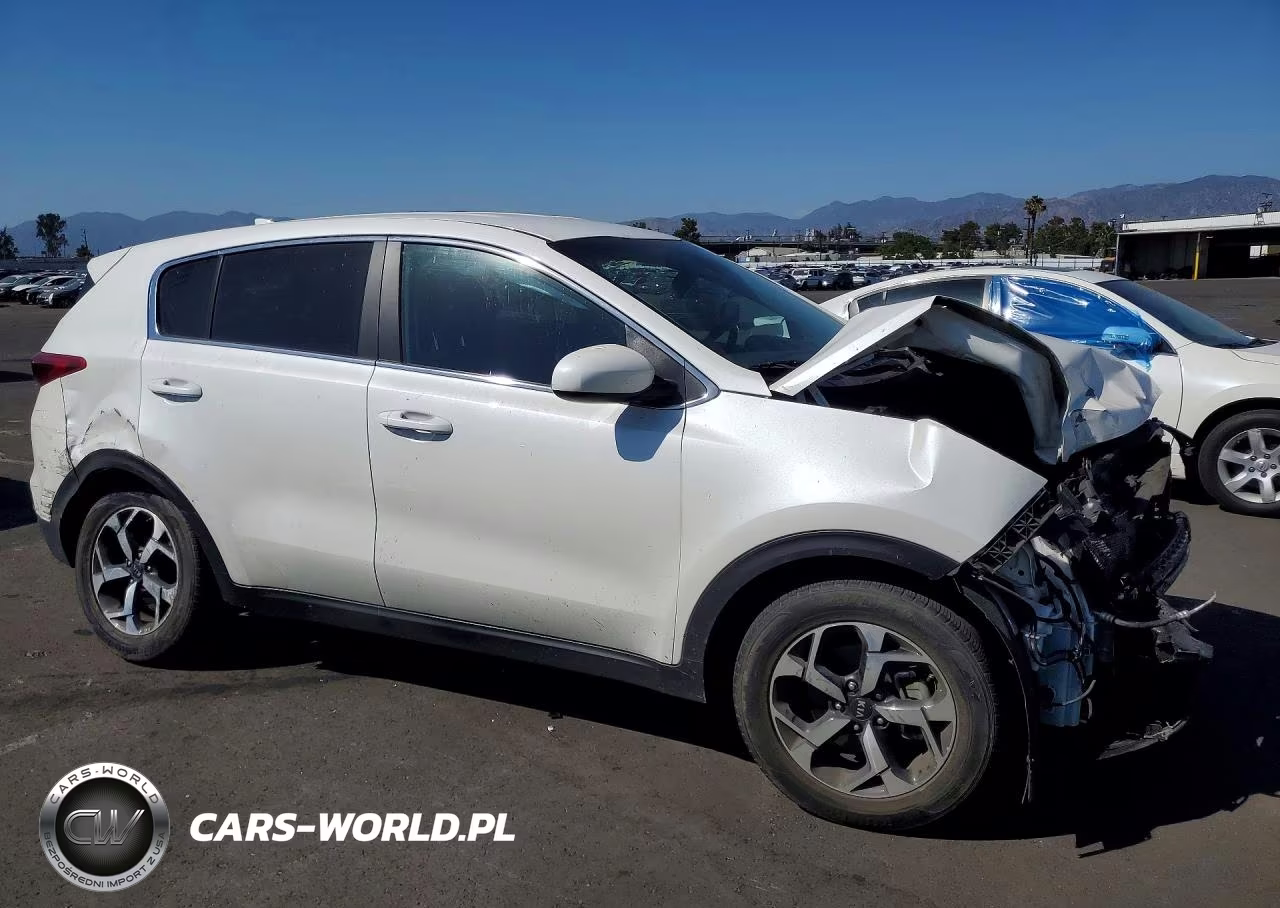 2021 Kia Sportage Lx VIN:KNDPM3AC7M7942055 - 4