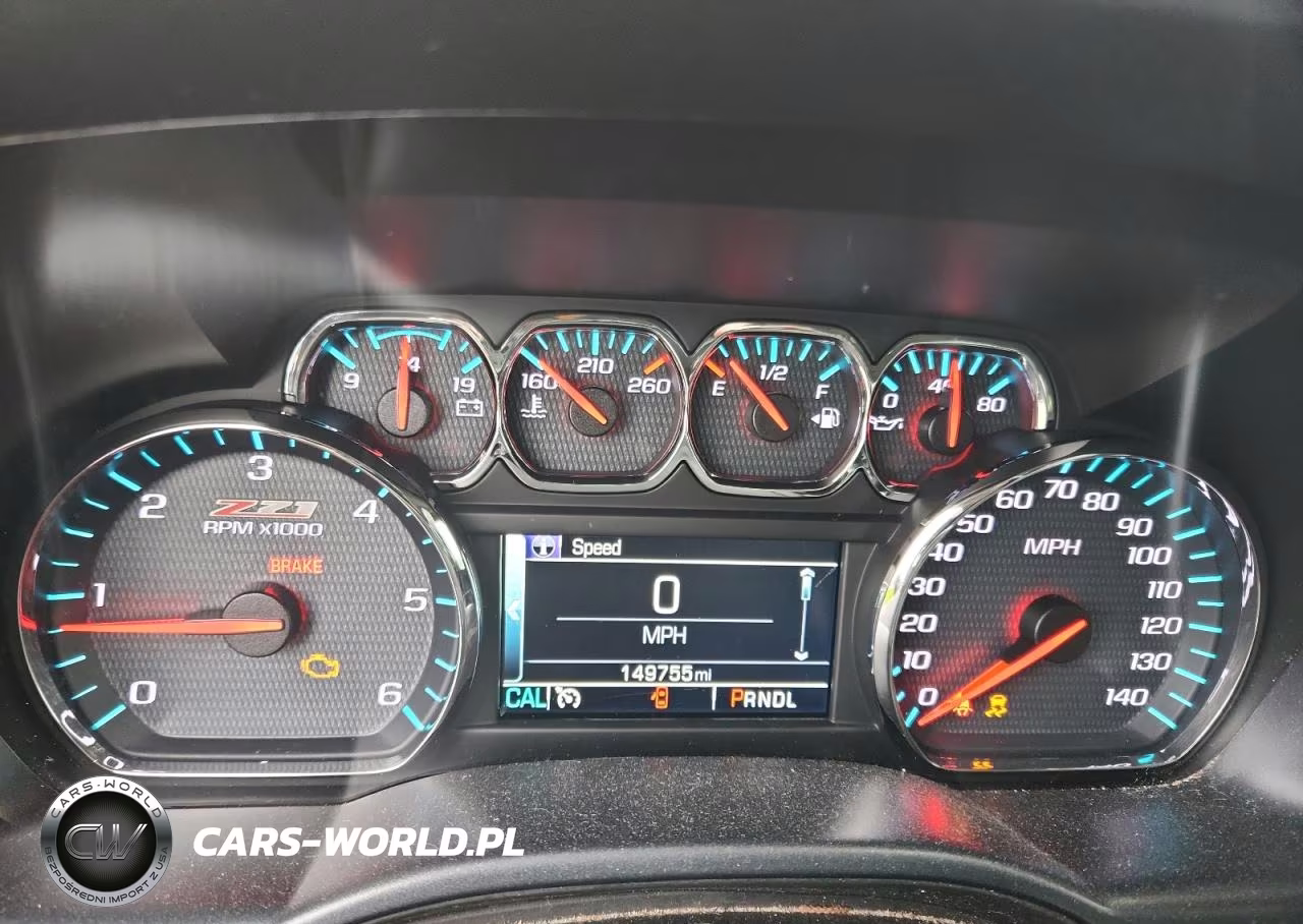2018 Chevrolet Silverado K1500 Lt VIN:3GCUKREC9JG214727 - 9