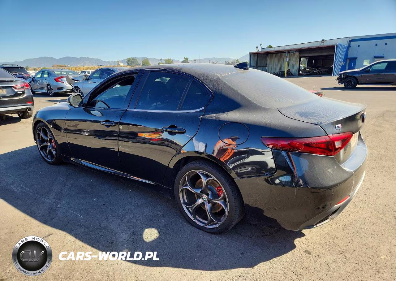 2017 Alfa Romeo Giulia Ti VIN:ZARFAECN6H7552414 - 2