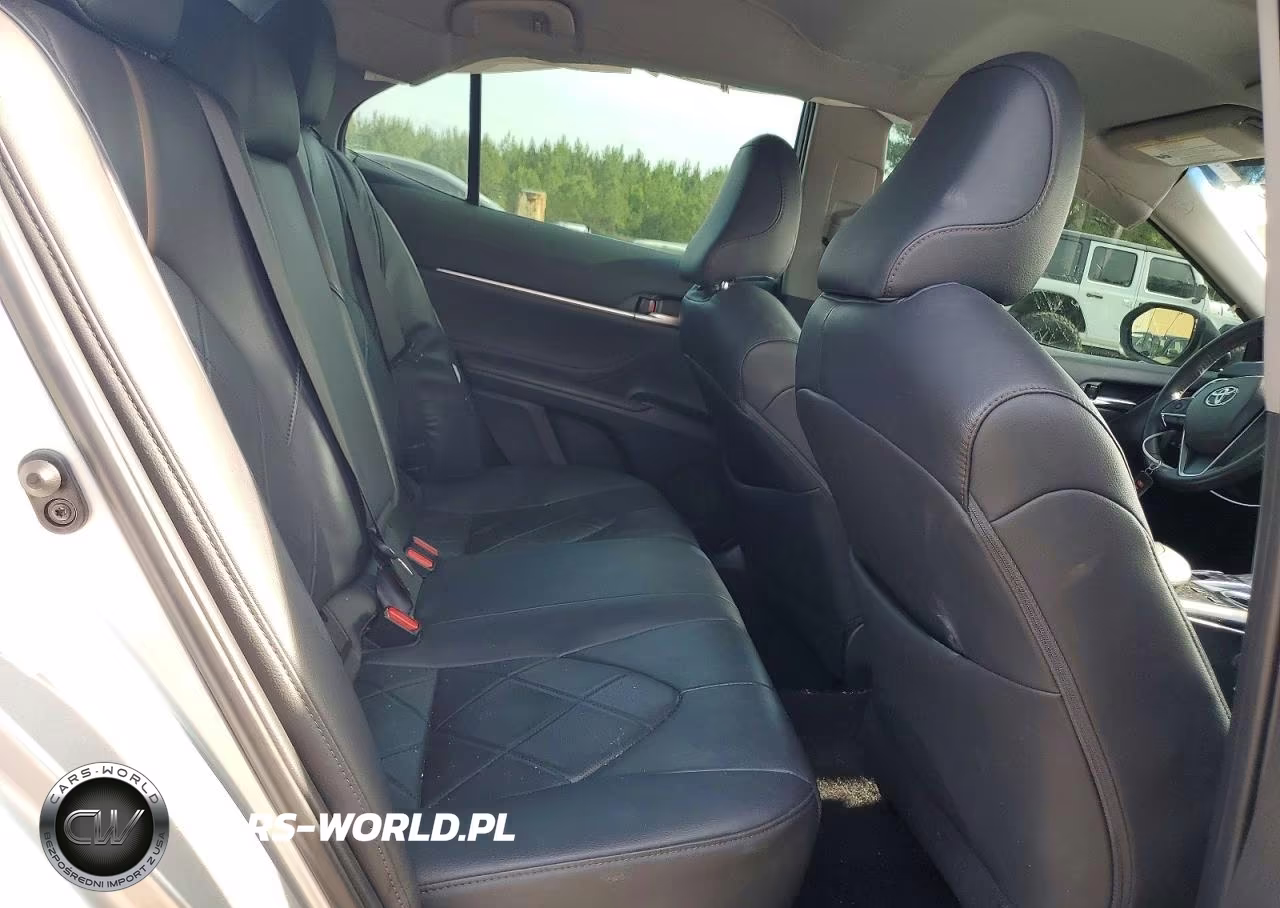 2018 Toyota Camry Xle VIN:4T1B11HK2JU005322 - 10