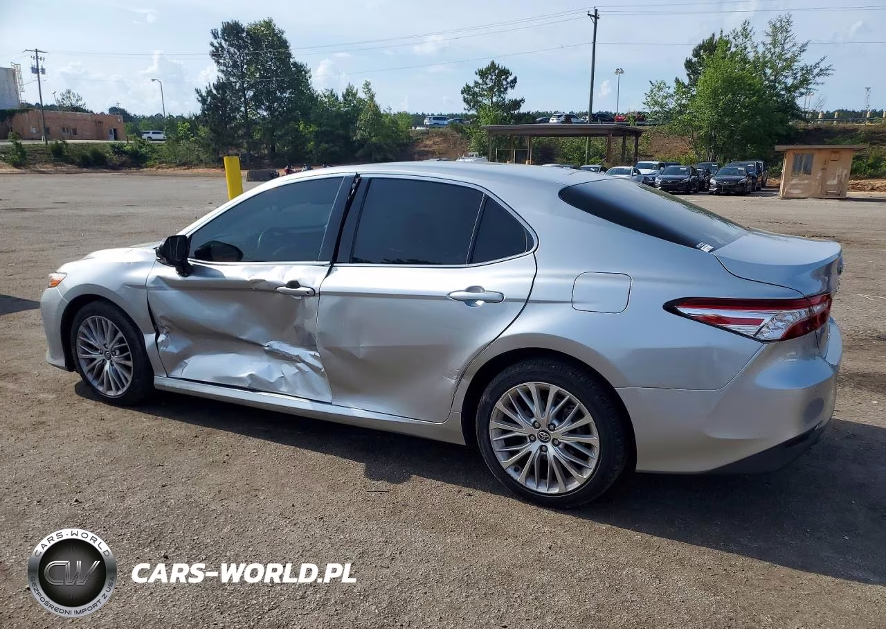 2018 Toyota Camry Xle VIN:4T1B11HK2JU005322 - 2