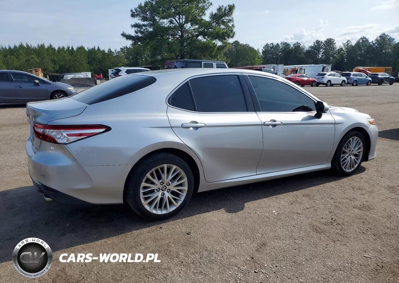 2018 Toyota Camry Xle VIN:4T1B11HK2JU005322 - 3