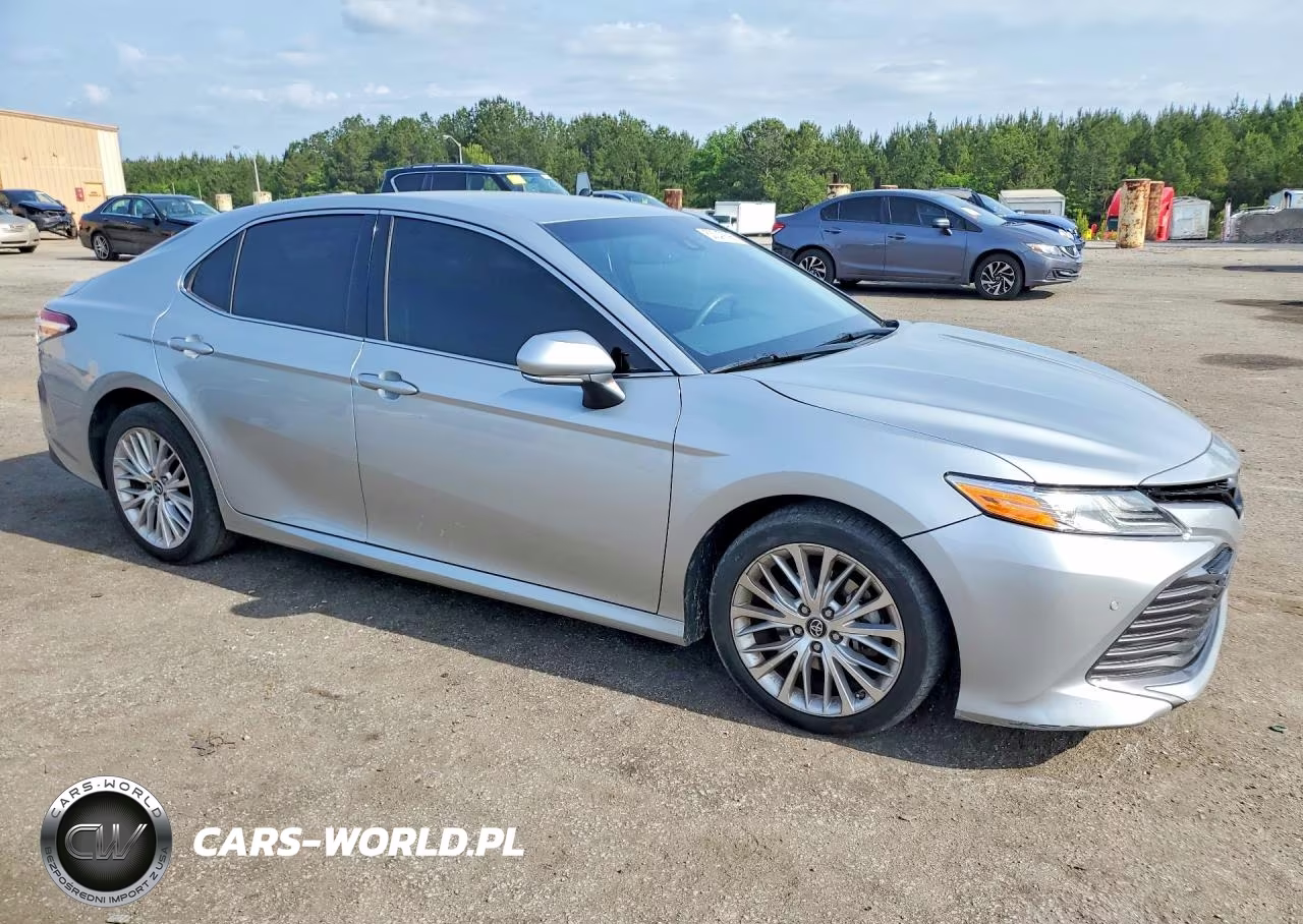 2018 Toyota Camry Xle VIN:4T1B11HK2JU005322 - 4