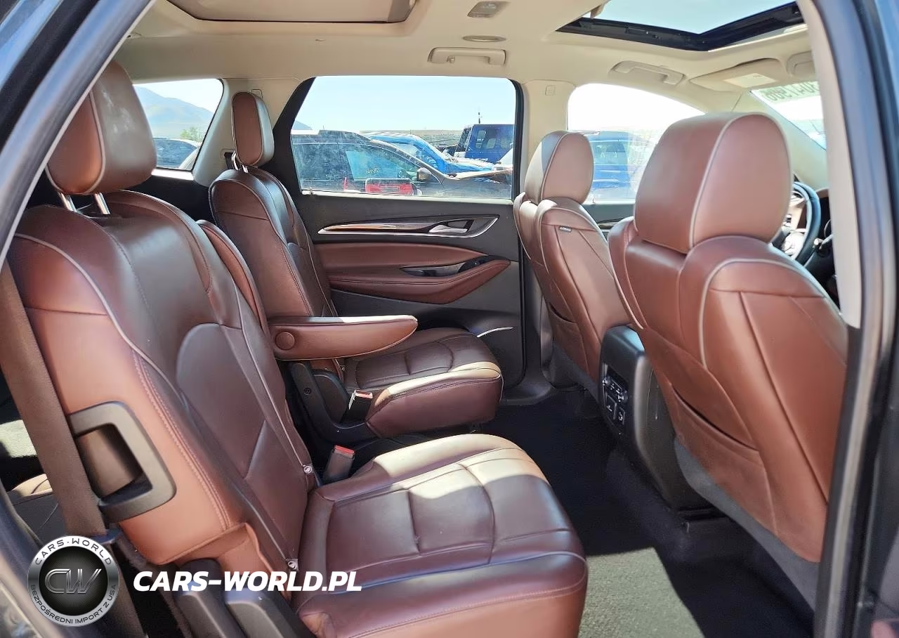2018 Buick Enclave Avenir VIN:5GAEVCKW7JJ145608 - 11