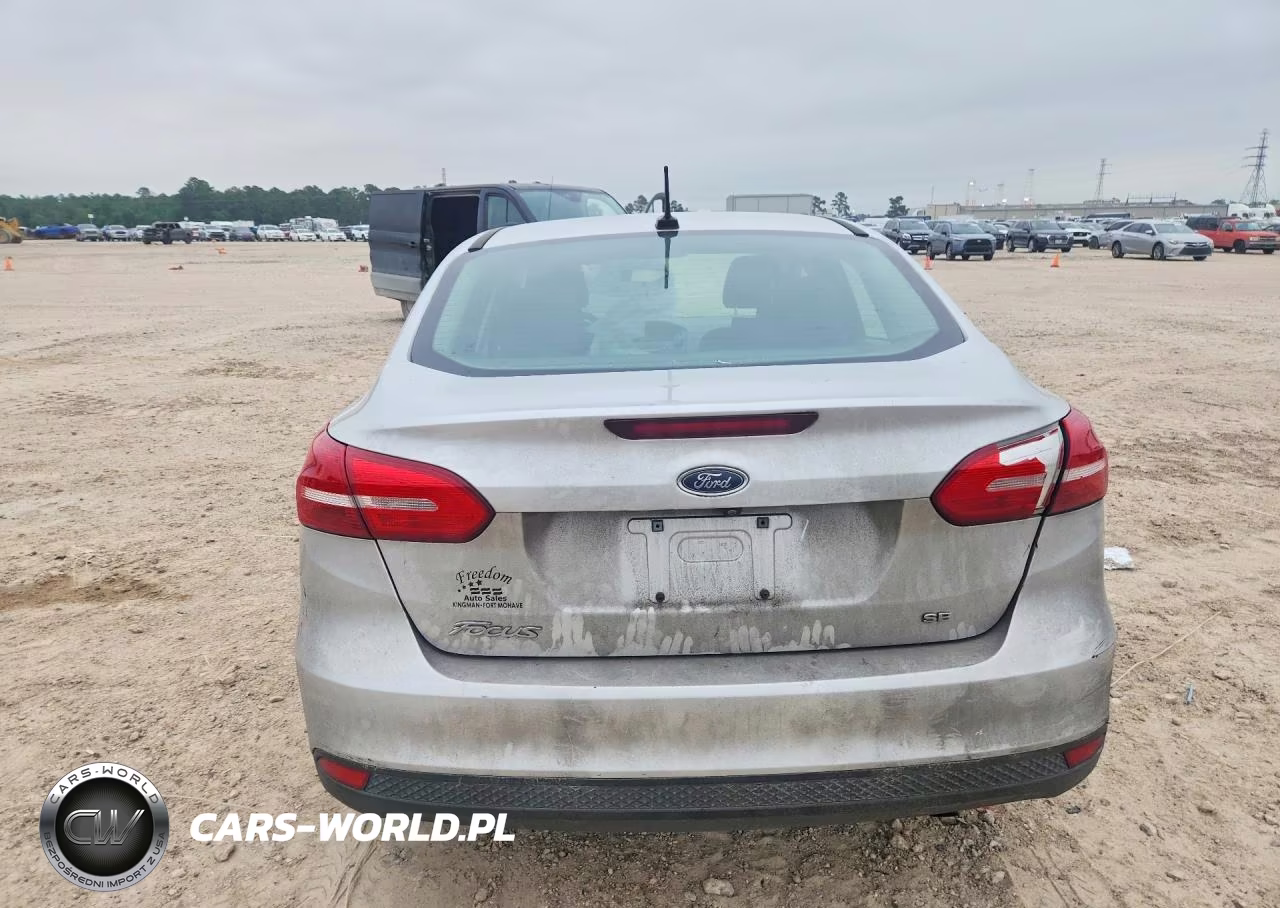 2018 Ford Focus Se VIN:1FADP3F25JL272430 - 6