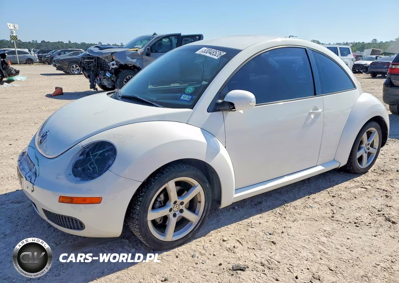 2010 Volkswagen New Beetle