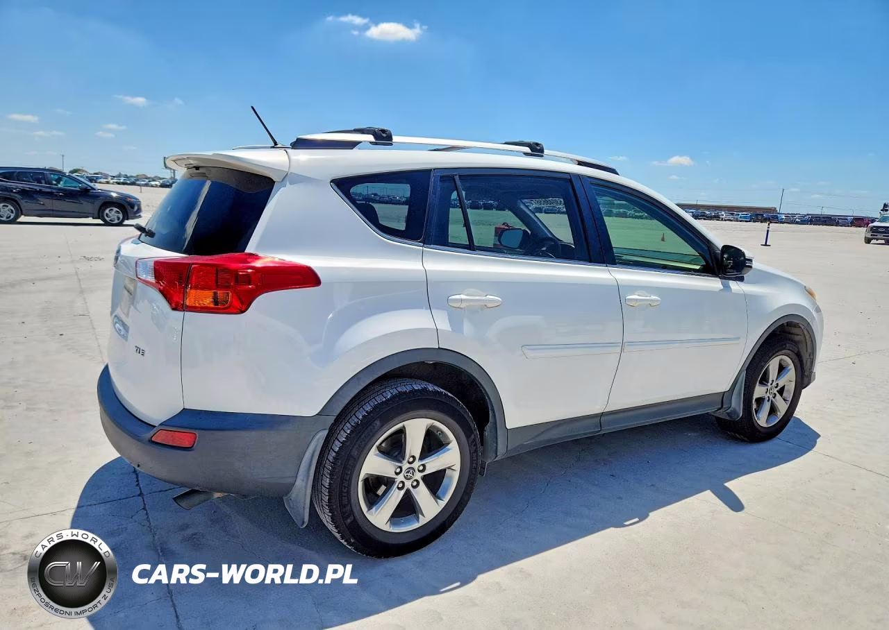 2015 Toyota Rav4 Xle VIN:JTMWFREV9FJ044518 - 3