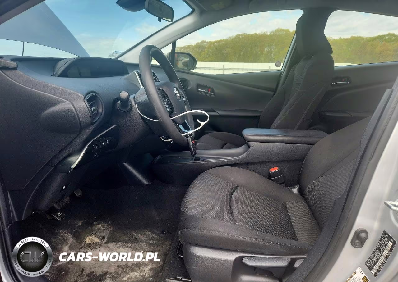 2022 Toyota Prius Le VIN:JTDKAMFU3N3159642 - 7