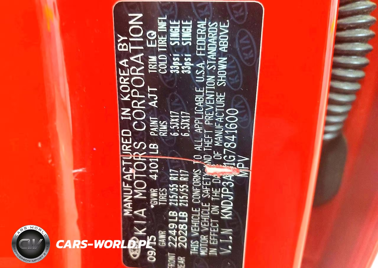 2016 Kia Soul + VIN:KNDJP3A51G7841600 - 12