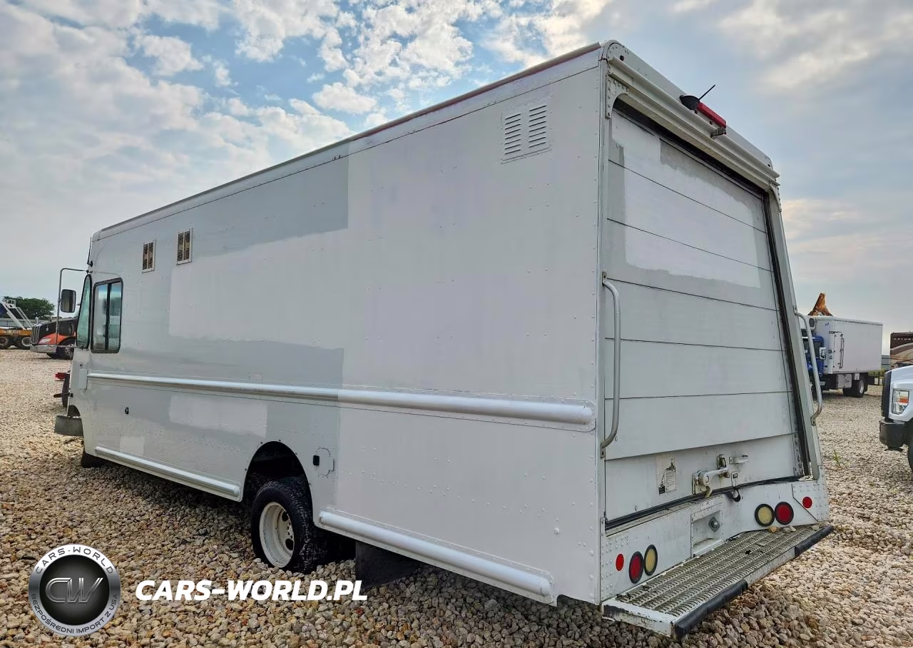 2013 Ford E450 Delivery Truck VIN:1FC4E4KL8DDA84004 - 2