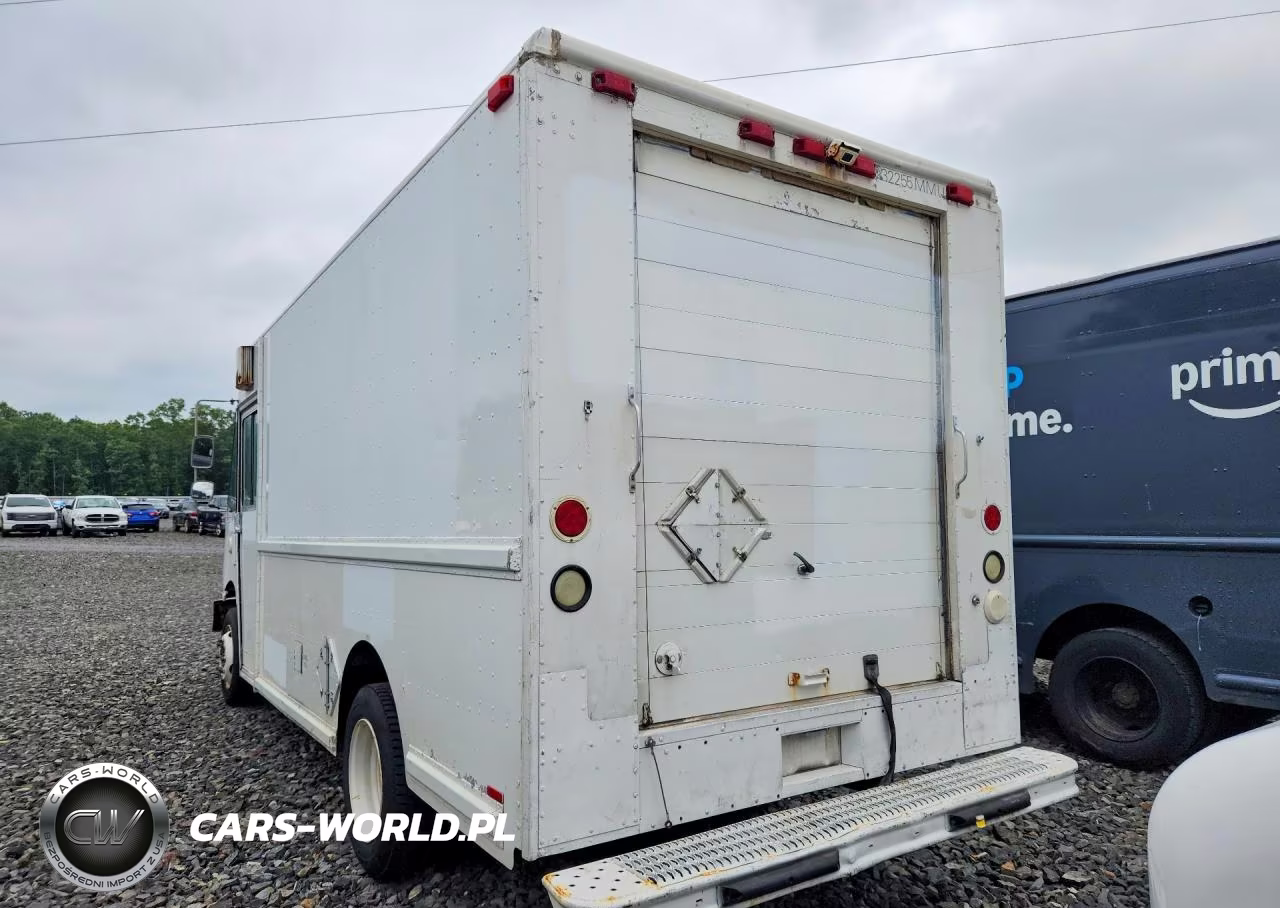 2001 Freightliner Mt45 Chassis Delivery Truck VIN:4UZAANBW91CH92003 - 6
