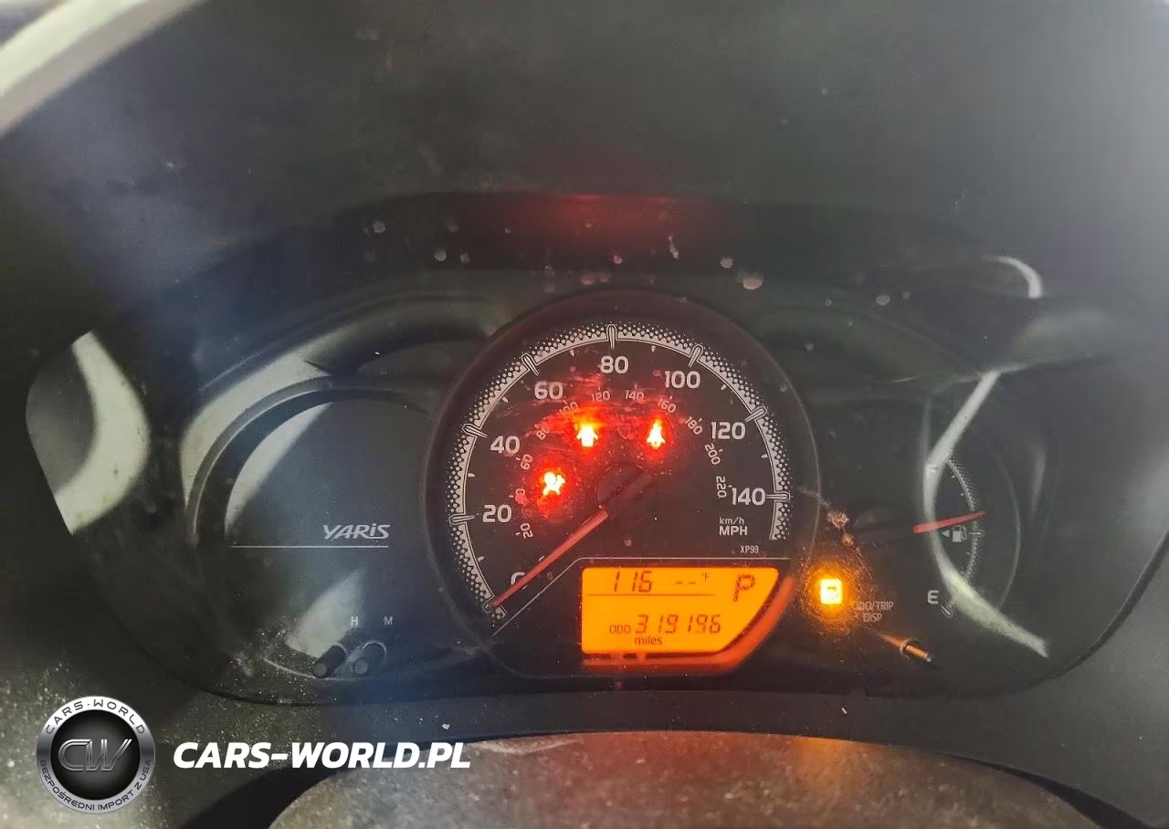 2016 Toyota Yaris 3-Door Le VIN:VNKJTUD39GA060619 - 9