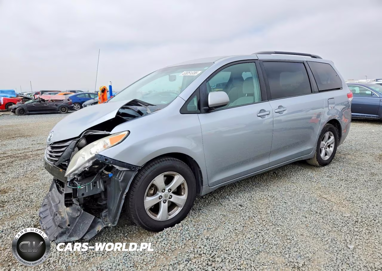 2014 Toyota Sienna Le