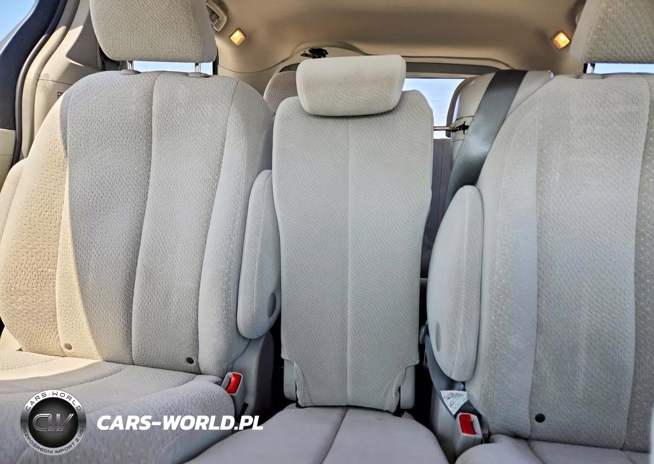 2014 Toyota Sienna Le VIN:5TDKK3DC8ES508164 - 10