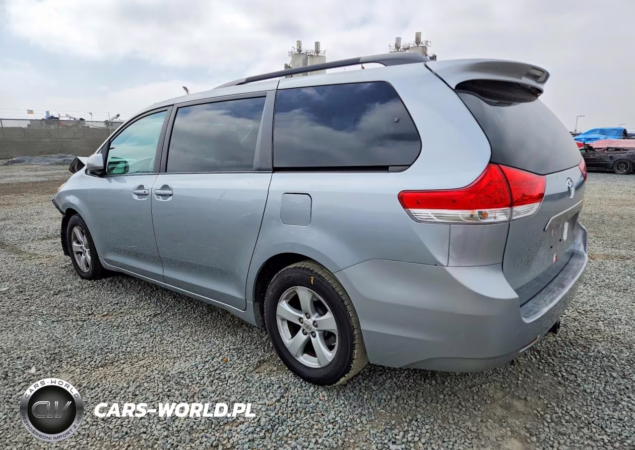 2014 Toyota Sienna Le VIN:5TDKK3DC8ES508164 - 2