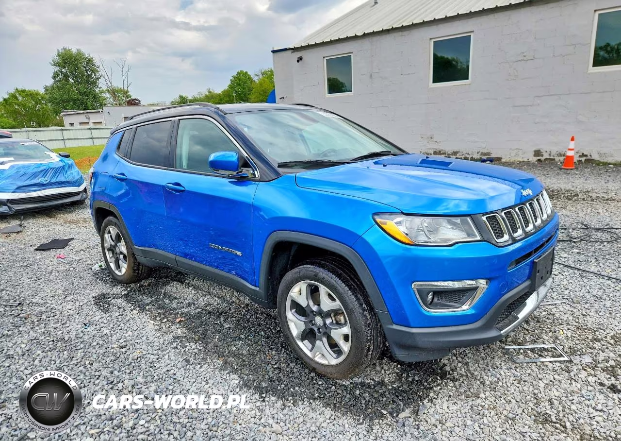 2018 Jeep Compass Limited VIN:3C4NJDCB0JT328983 - 4