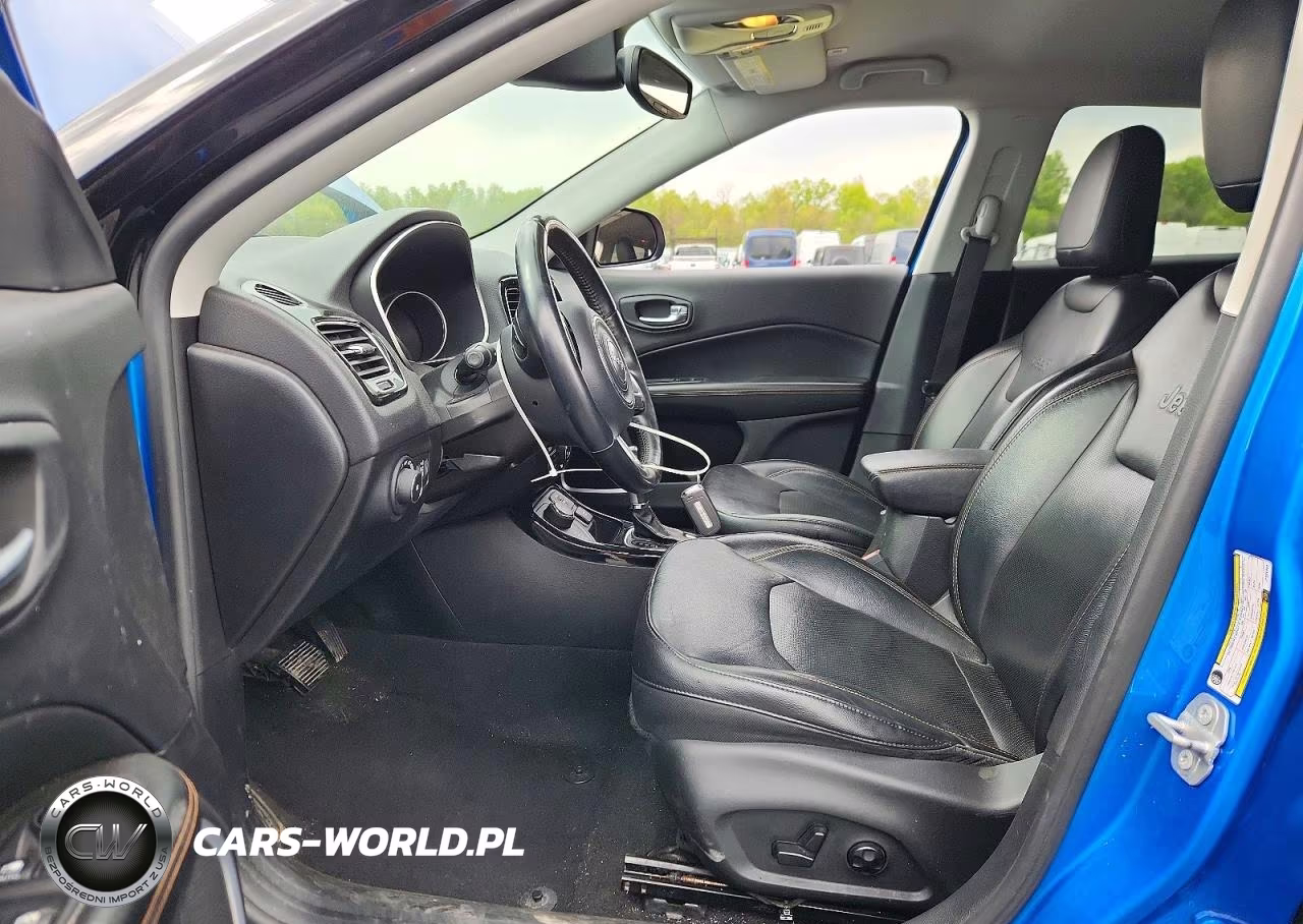 2018 Jeep Compass Limited VIN:3C4NJDCB0JT328983 - 7