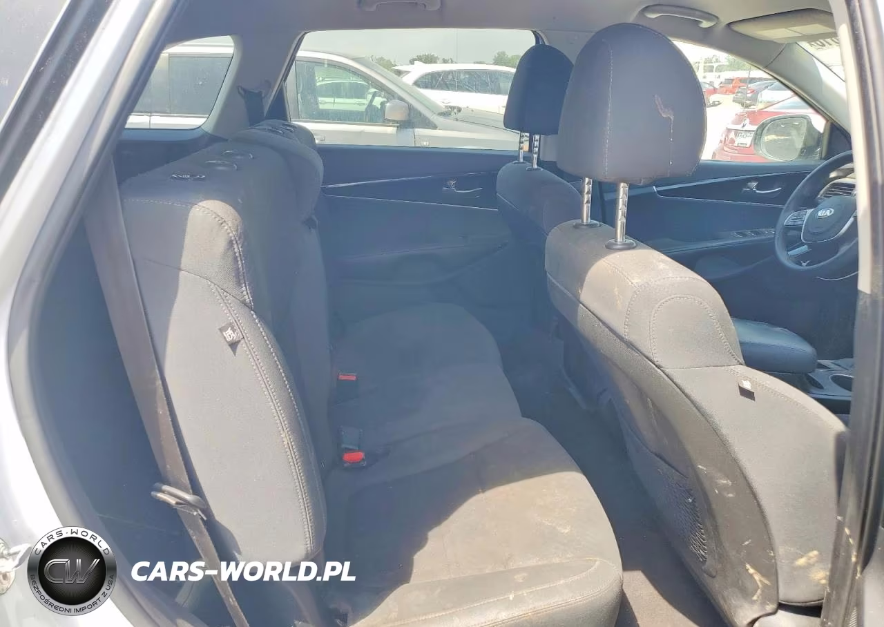 2020 Kia Sorento Lx VIN:5XYPG4A3XLG638443 - 10