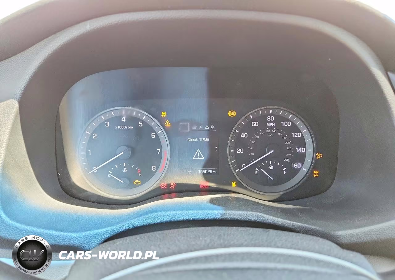 2018 Hyundai Tucson Sel VIN:KM8J3CA47JU677356 - 9