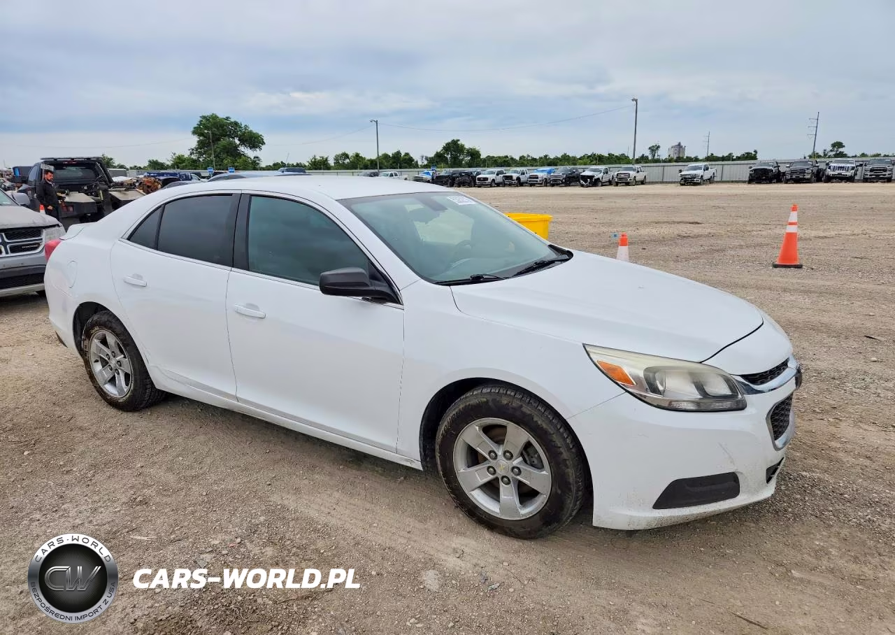 2015 Chevrolet Malibu Ls VIN:1G11A5SL7FF289933 - 4