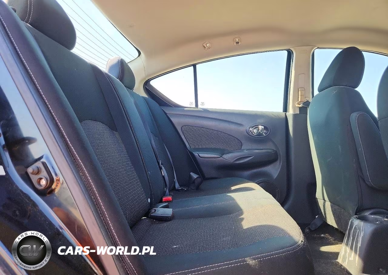 2015 Nissan Versa S VIN:3N1CN7AP3FL820798 - 10