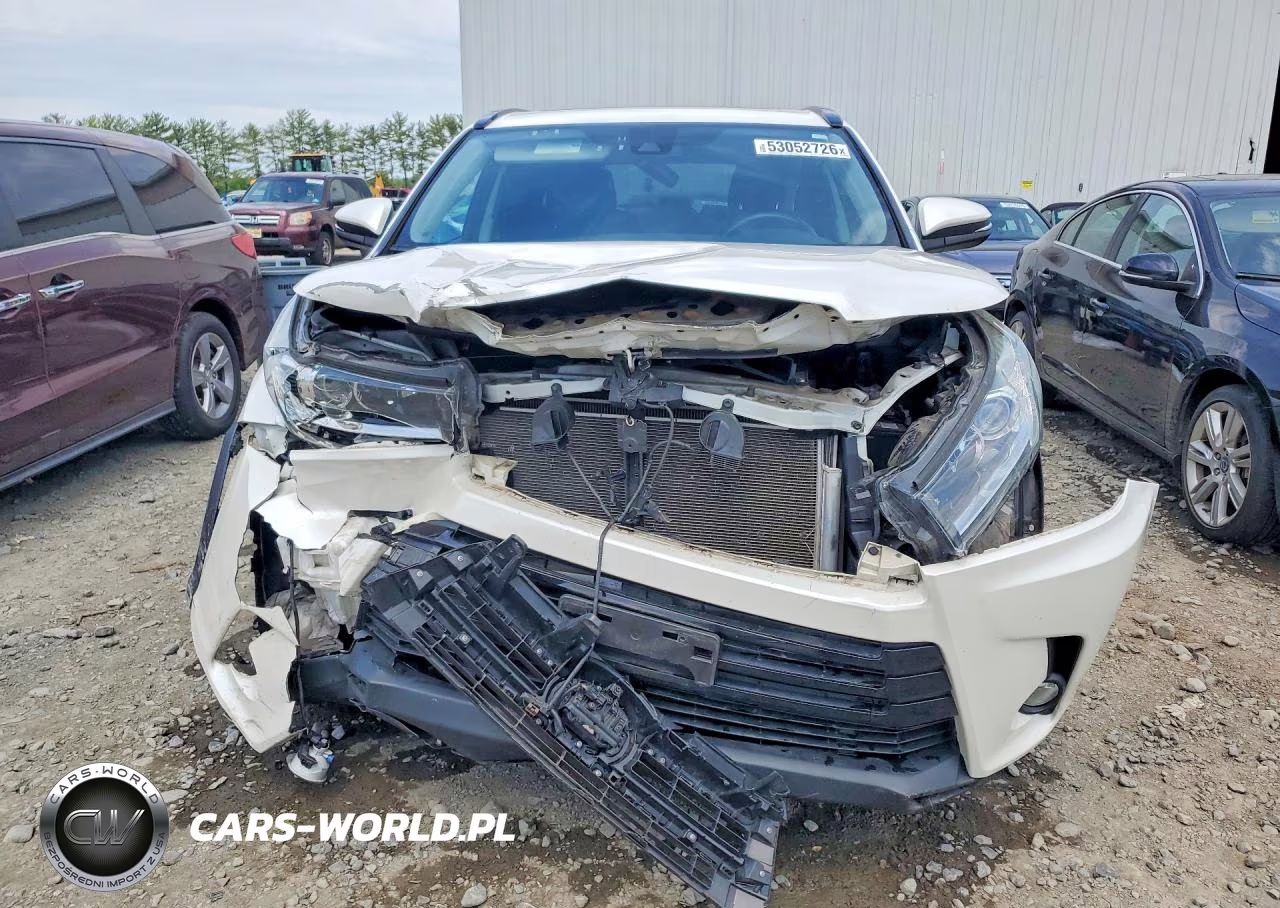 2018 Toyota Highlander Se VIN:5TDJZRFH2JS817139 - 5