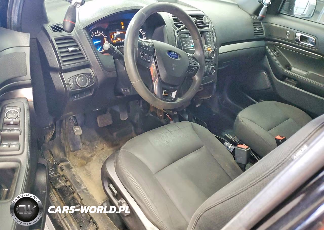 2018 Ford Explorer Police Interceptor VIN:1FM5K8AR2JGB47548 - 8