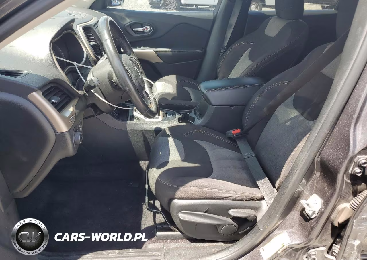 2018 Jeep Compass VIN:1C4PJLCBXJD544333 - 7
