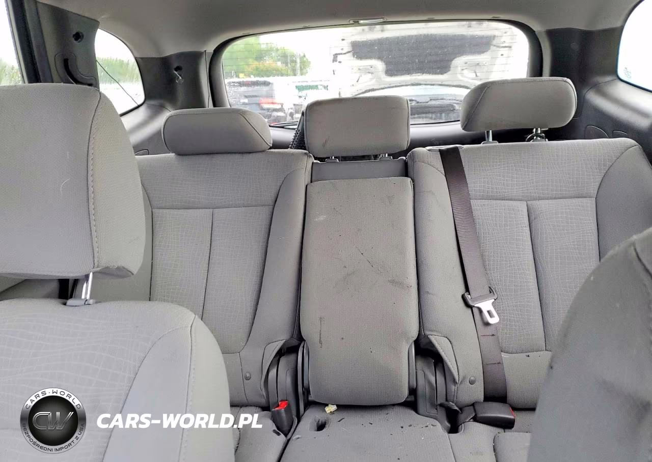 2010 Hyundai Santa Fe Gls VIN:5NMSG3ABXAH401496 - 10