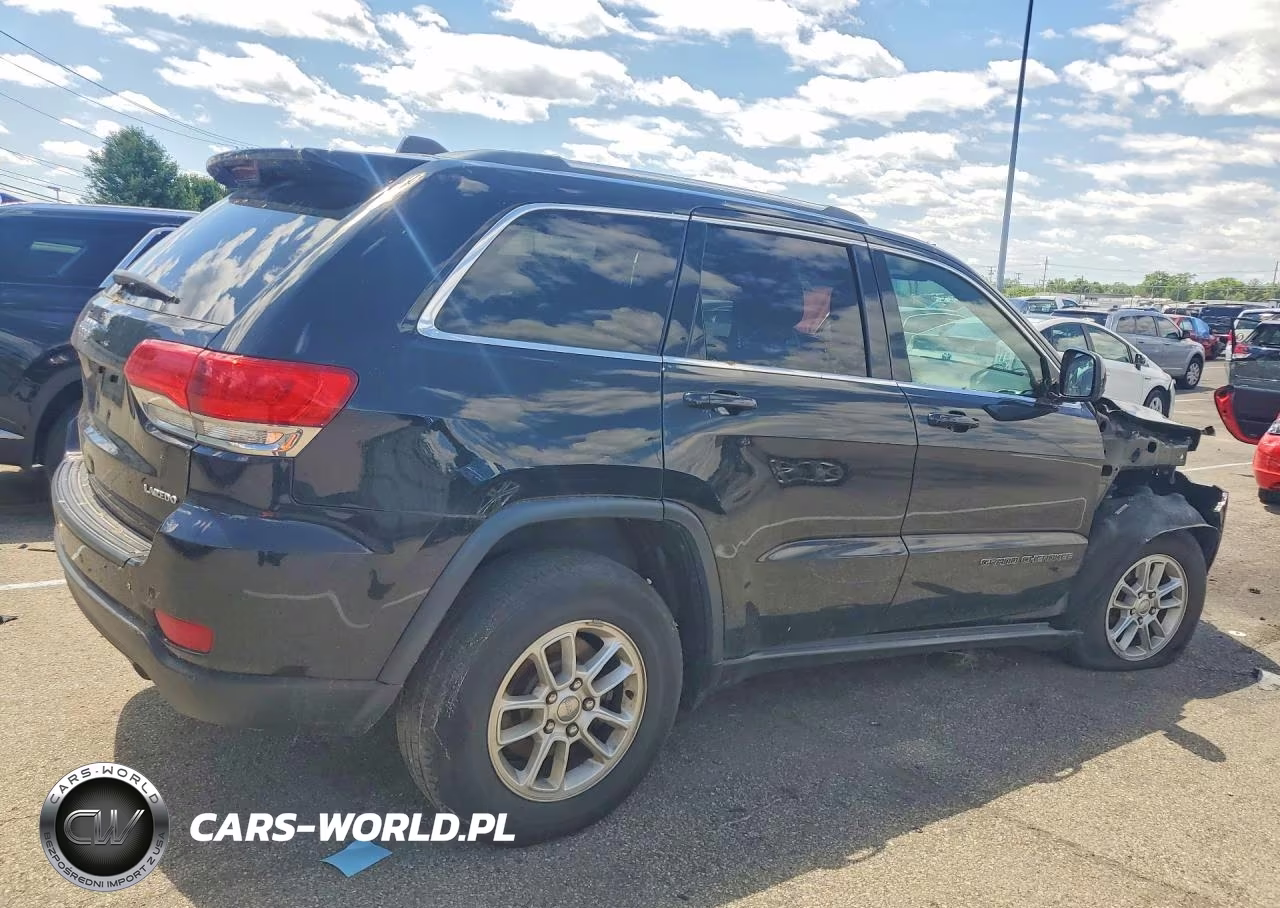 2019 Jeep Grand Cherokee Laredo VIN:1C4RJFAG0KC709161 - 3