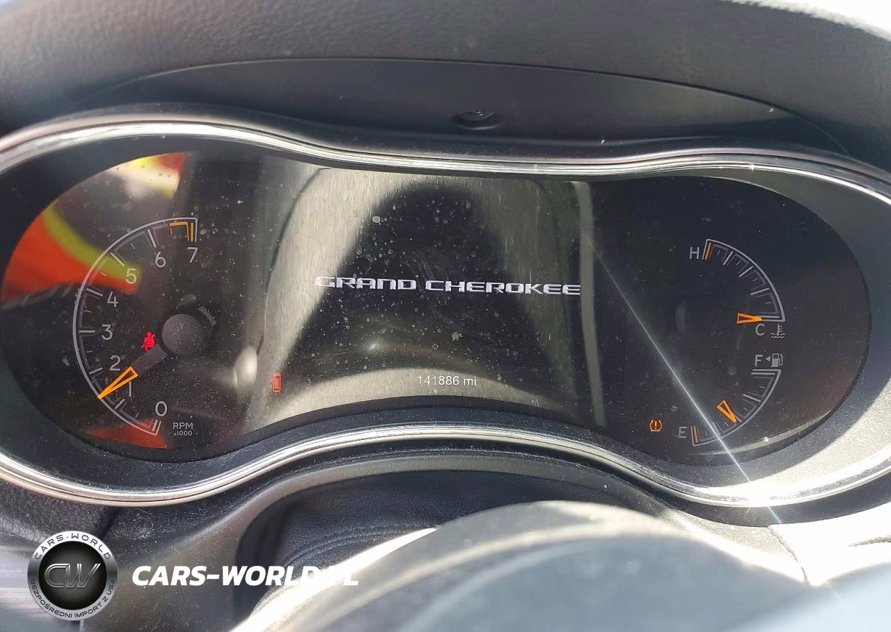 2019 Jeep Grand Cherokee Laredo VIN:1C4RJFAG0KC709161 - 9