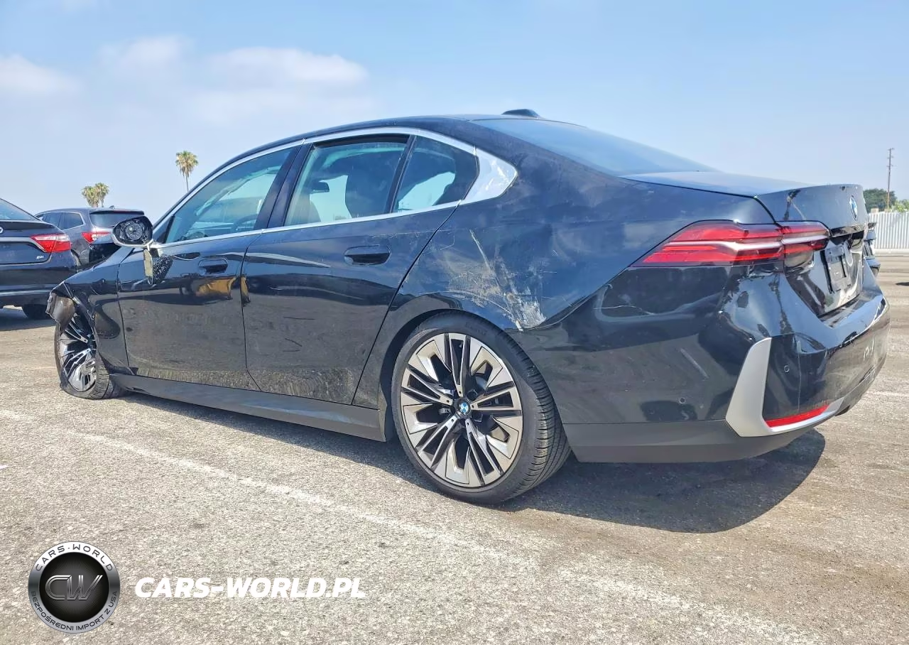 2025 BMW 530 I VIN:WBA43FJ05SCU25013 - 2