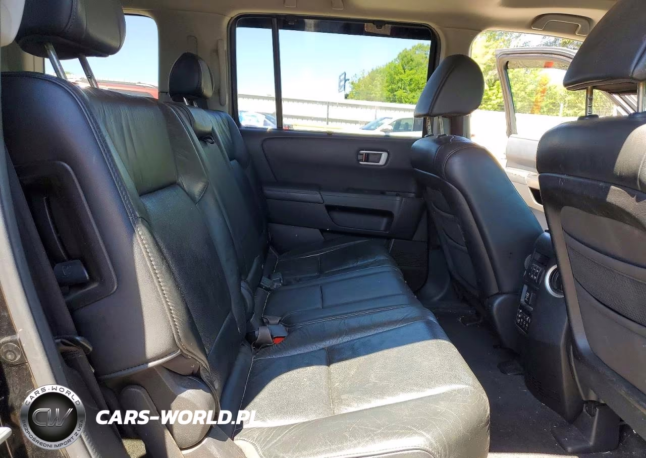 2010 Honda Pilot Touring VIN:5FNYF4H91AB029120 - 11