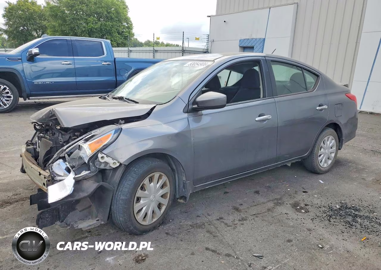2017 Nissan Versa 1.6 Sv